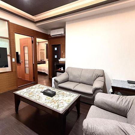 One Fukun Hotel Jiaoxi Buitenkant foto