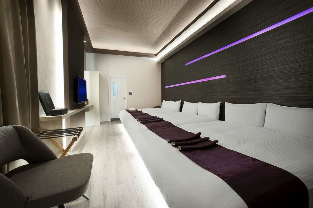 One Fukun Hotel Jiaoxi Buitenkant foto