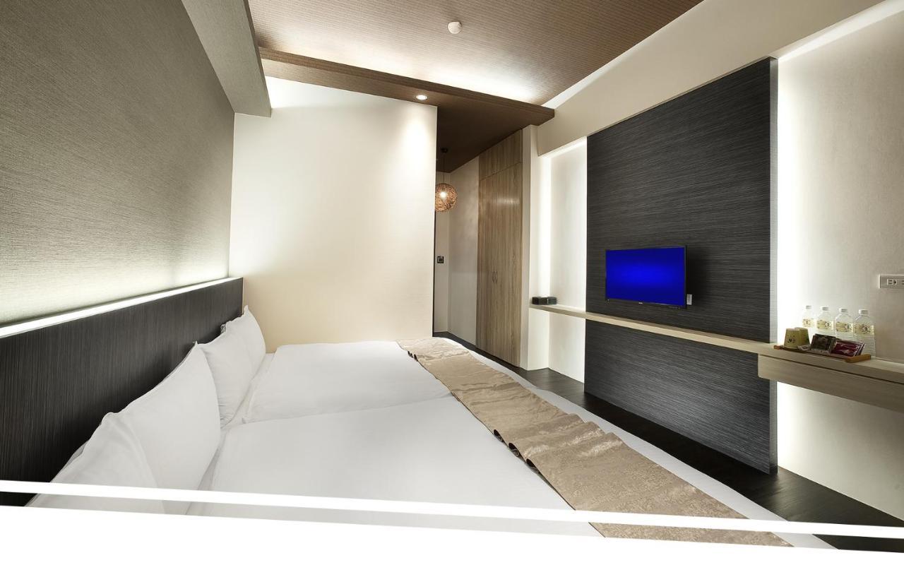 One Fukun Hotel Jiaoxi Buitenkant foto